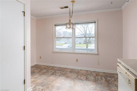 3138 Windchase Ct, High Point, NC 27265 photo 15