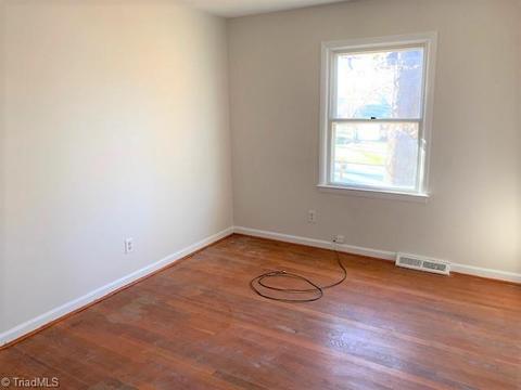 612 Runyon Dr, High Point, NC 27260 photo 13