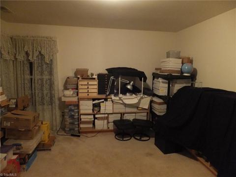 2546 Ingleside Dr, High Point, NC 27265 photo 29