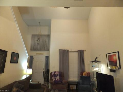 2546 Ingleside Dr, High Point, NC 27265 photo 14