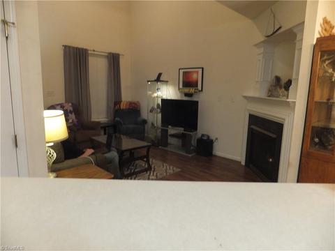 2546 Ingleside Dr, High Point, NC 27265 photo 10