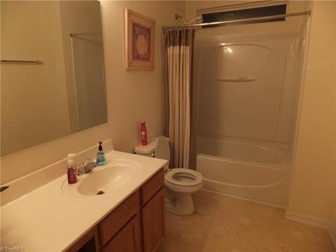 2546 Ingleside Dr, High Point, NC 27265 photo 27