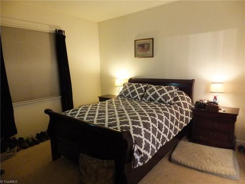 2546 Ingleside Dr, High Point, NC 27265 photo 19