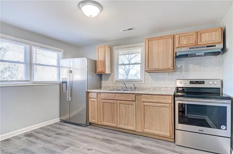 1001 E Kearns Ave, High Point, NC 27260 photo 6