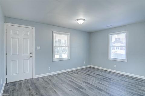 1001 E Kearns Ave, High Point, NC 27260 photo 3