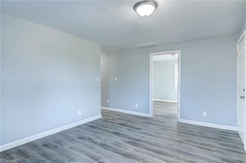1001 E Kearns Ave, High Point, NC 27260 photo 4