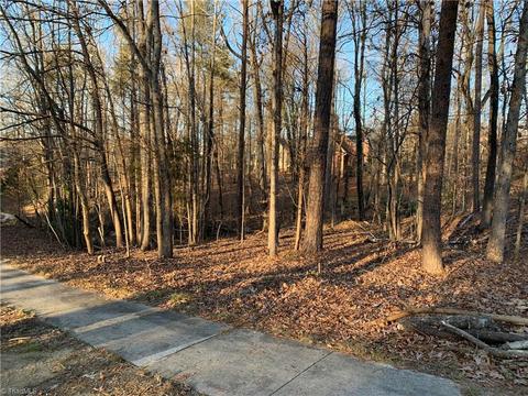 1202 Ascot Ct, High Point, NC 27262 photo 4
