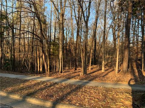 1202 Ascot Ct, High Point, NC 27262 photo 3