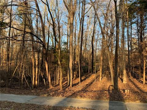 1202 Ascot Ct, High Point, NC 27262 photo 2