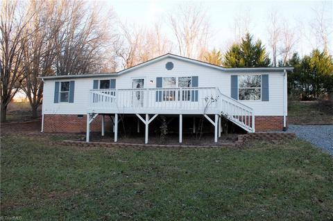 5063 Haystack Rd, Dobson, NC 27017 photo 1