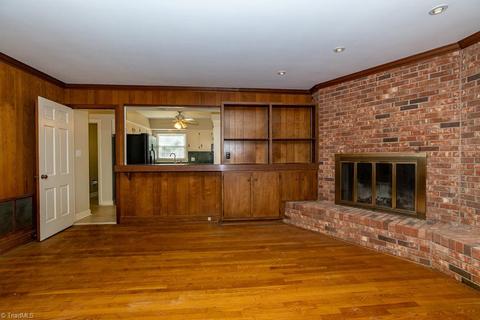 964 Nottingham Rd, High Point, NC 27262 photo 11