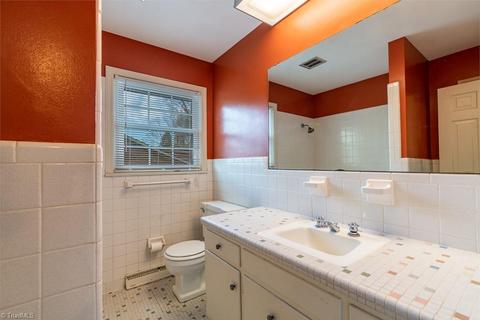 964 Nottingham Rd, High Point, NC 27262 photo 15