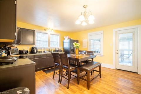 406 Clover Dr, High Point, NC 27262 photo 9
