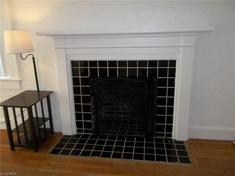 902 Chestnut Dr, High Point, NC 27262 photo 4