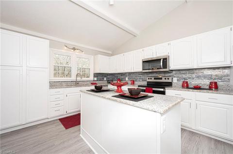 8052 Lasater Rd, Clemmons, NC 27012 photo 13