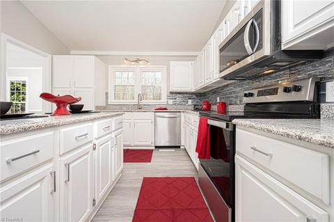 8052 Lasater Rd, Clemmons, NC 27012 photo 12