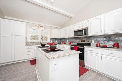 8052 Lasater Rd, Clemmons, NC 27012 photo 14