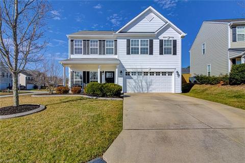 3701 Lexham Ct, High Point, NC 27265 photo 2