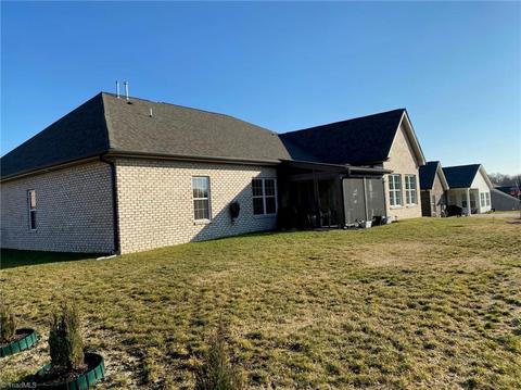 2831 Fallin Ct, High Point, NC 27262 photo 42