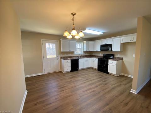 4954 Jordan Valley Rd, Trinity, NC 27370 photo 6