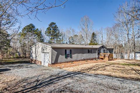 1601 Hunters Woods Dr, Trinity, NC 27370 photo 24