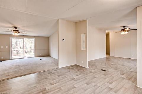 1601 Hunters Woods Dr, Trinity, NC 27370 photo 7