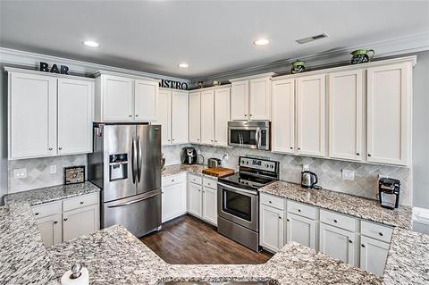 689 Nikyle Cir, High Point, NC 27265 photo 13