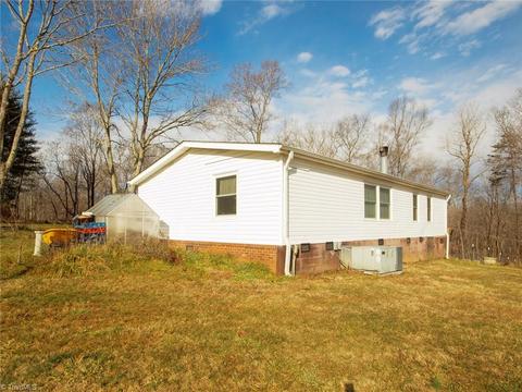 1060 Ruby Rd, Sandy Ridge, NC 27046 photo 23