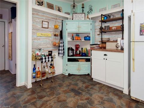 1060 Ruby Rd, Sandy Ridge, NC 27046 photo 12