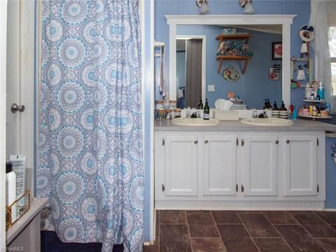 1060 Ruby Rd, Sandy Ridge, NC 27046 photo 18