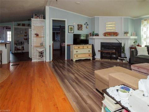 1060 Ruby Rd, Sandy Ridge, NC 27046 photo 7
