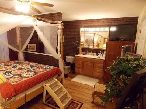 12156 W Us Highway 421, Purlear, NC 28665 photo 33