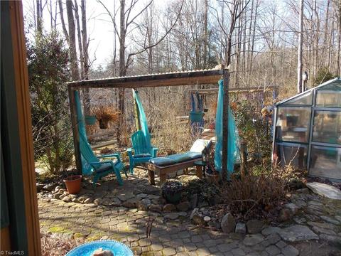 12156 W Us Highway 421, Purlear, NC 28665 photo 18