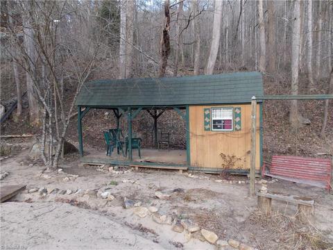 12156 W Us Highway 421, Purlear, NC 28665 photo 38