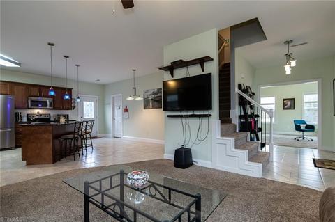 4017 Lakewood Cir, Trinity, NC 27370 photo 6
