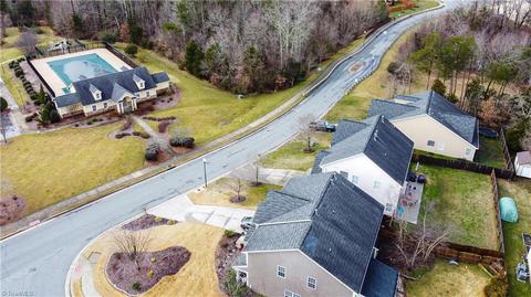2345 Alderbrook Dr, High Point, NC 27265 photo 9