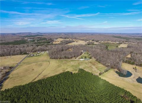 1425 Ross Wood Rd, Trinity, NC 27370 photo 9