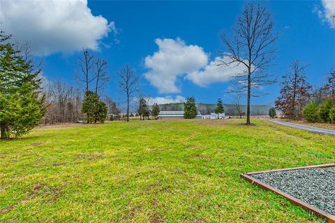 1425 Ross Wood Rd, Trinity, NC 27370 photo 8