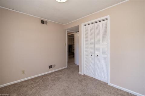 999 Nottingham Rd, High Point, NC 27262 photo 25
