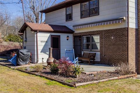 999 Nottingham Rd, High Point, NC 27262 photo 29