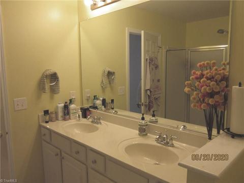 3824 Tonsley Pl, High Point, NC 27265 photo 19
