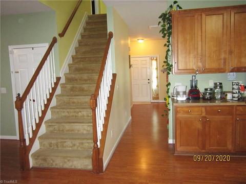 3824 Tonsley Pl, High Point, NC 27265 photo 9