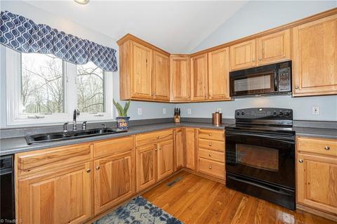 159 Wills Rd, Advance, NC 27006 photo 2
