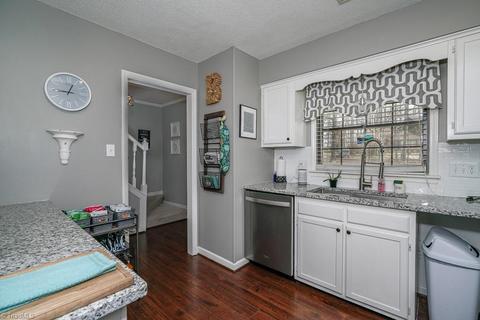 3843 Johnson St #D, High Point, NC 27265 photo 7