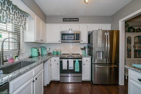3843 Johnson St #D, High Point, NC 27265 photo 10