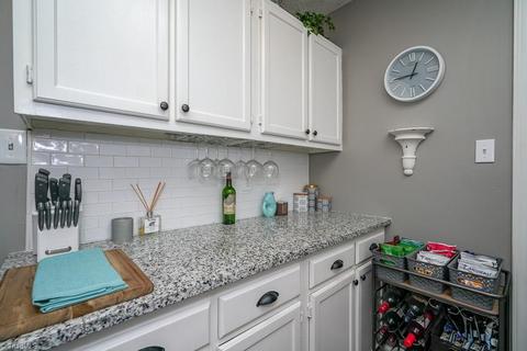 3843 Johnson St #D, High Point, NC 27265 photo 9