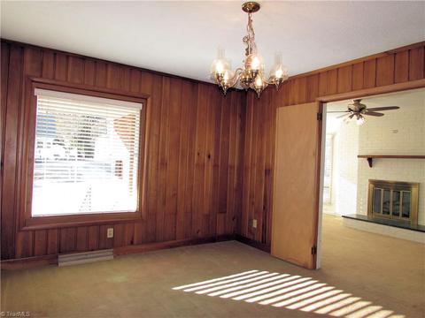 1110 Clyde Pl, High Point, NC 27262 photo 8