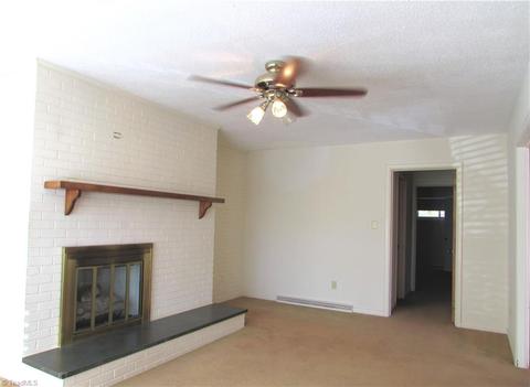 1110 Clyde Pl, High Point, NC 27262 photo 5