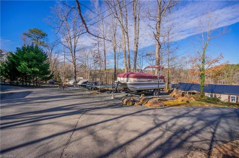 719 Dockside Ter, Denton, NC 27239 photo 25