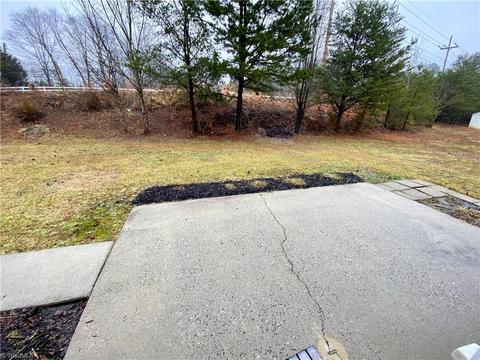3825 Eagles View Ct, High Point, NC 27265 photo 21